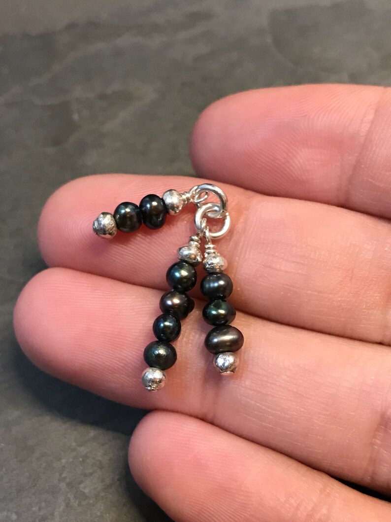 fine 925 silver charm with genuine gray pearl drop Sterling silver handmade pendant 020265