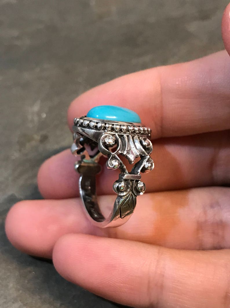 sterling silver ring Vintage Size 8 southwestern style stamped 925 AVON 010498 handmade 925 silver ring with turquoise