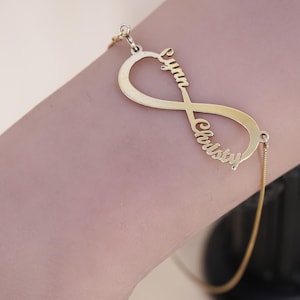 9.75”, Vintage vermeil gold over sterling silver bracelet, 925 box chain with name "Lynn Christy" infinity loop tag, stamped 925