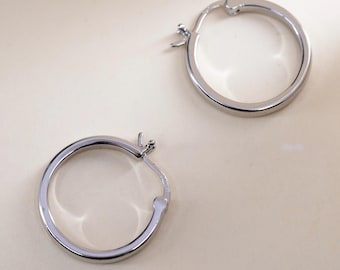 0.75", Vintage sterling silver loop earrings, fashion minimalist, fine 925 silver hoops, stamped 925