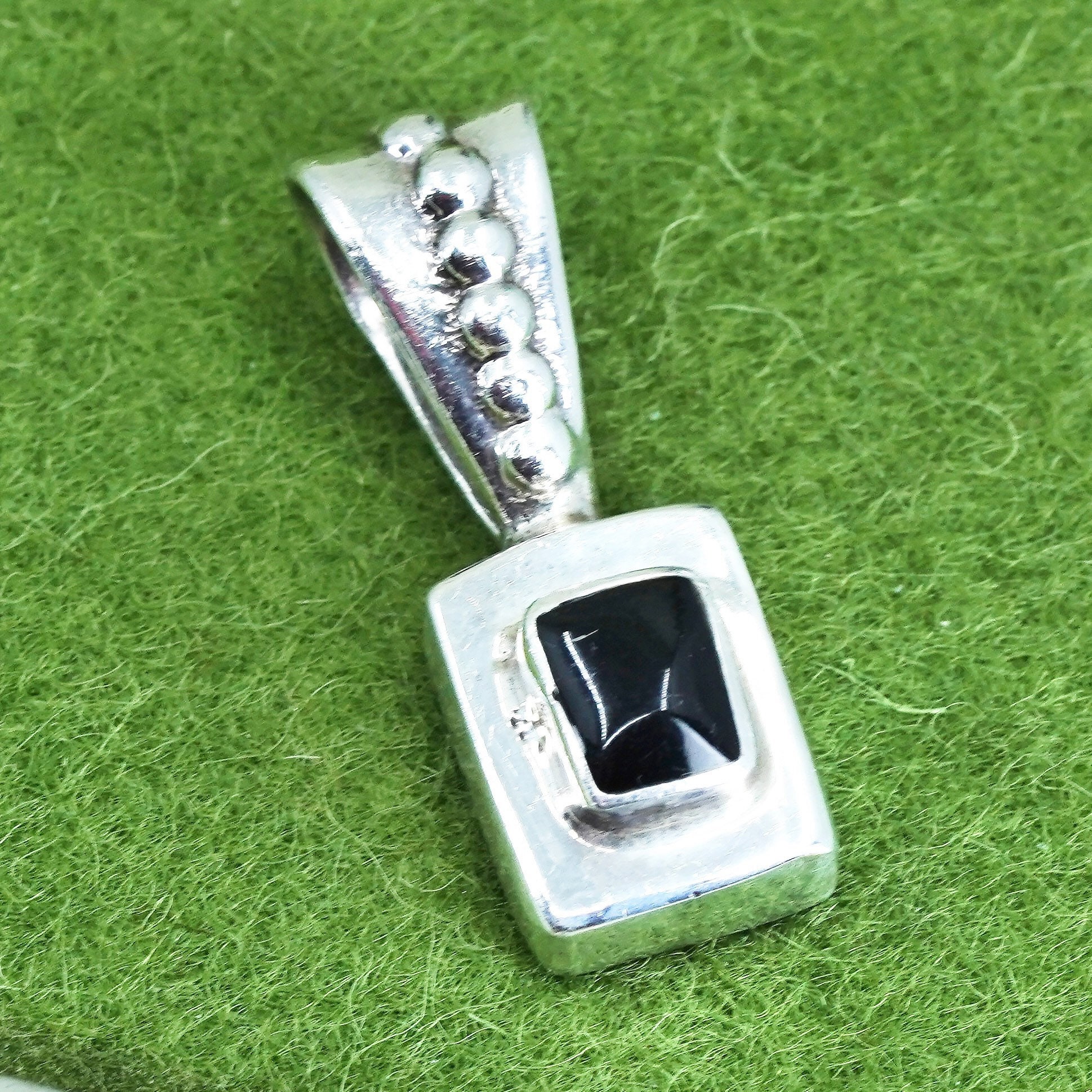 アクセサリー vintage mexico silver 925 pendant Vintage Mexican Handmade Sterling 925 Silver Pendant With Black