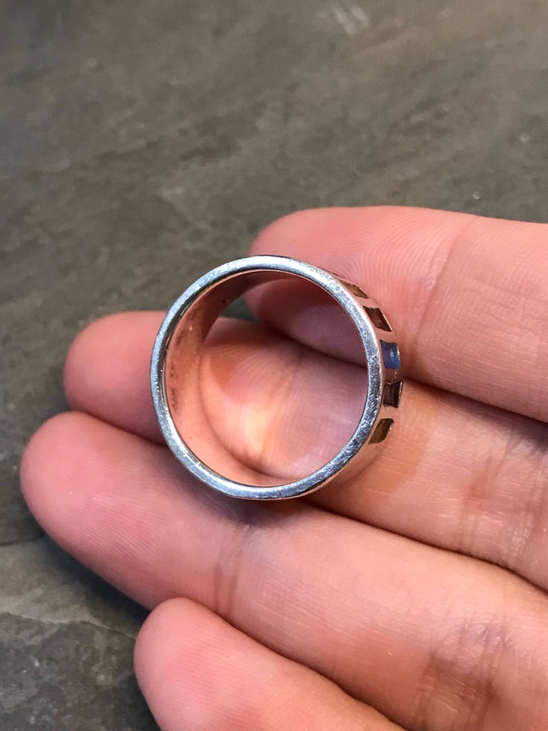 Sterling silver handmade ring Size 8 signed solid 925 silver band with colorful enamel inlay Zuni vintage stamped 925 010540
