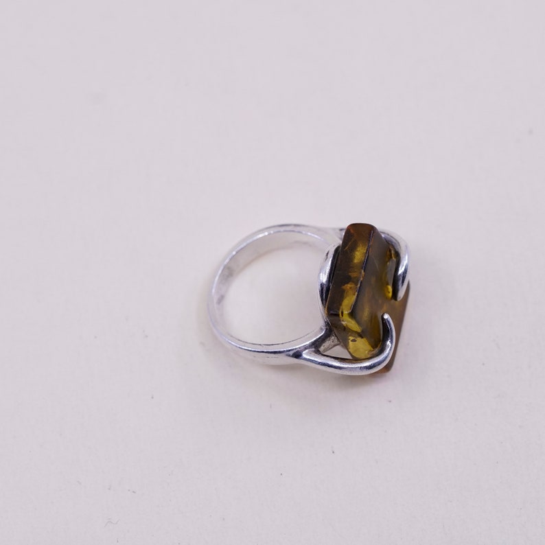 Vintage sterling silver handmade ring stamped 925 Mexico 925 with Amber Size 3.25