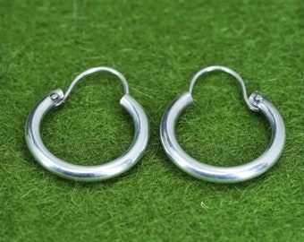 0.5", Vintage sterling silver loop earrings, fashion minimalist, fine 925 silver hoops, silver tested
