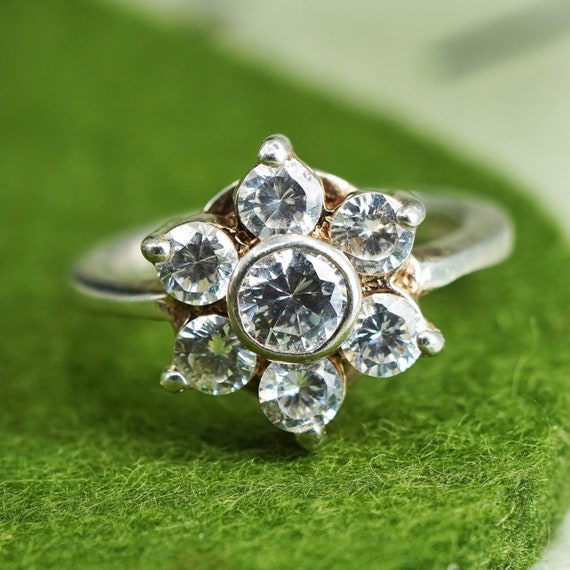 Size 7, vintage 925. Sterling silver flower ring … - image 1
