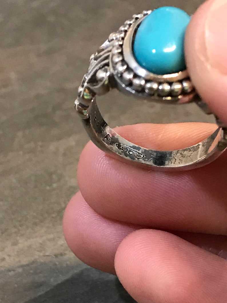 sterling silver ring Vintage Size 8 southwestern style stamped 925 AVON 010498 handmade 925 silver ring with turquoise