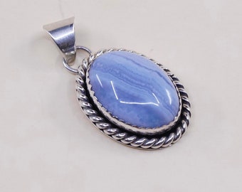 Vintage (020726) sterling silver handmade pendant, solid 925 silver with lace agate and cable around details, stamped sterling MKM