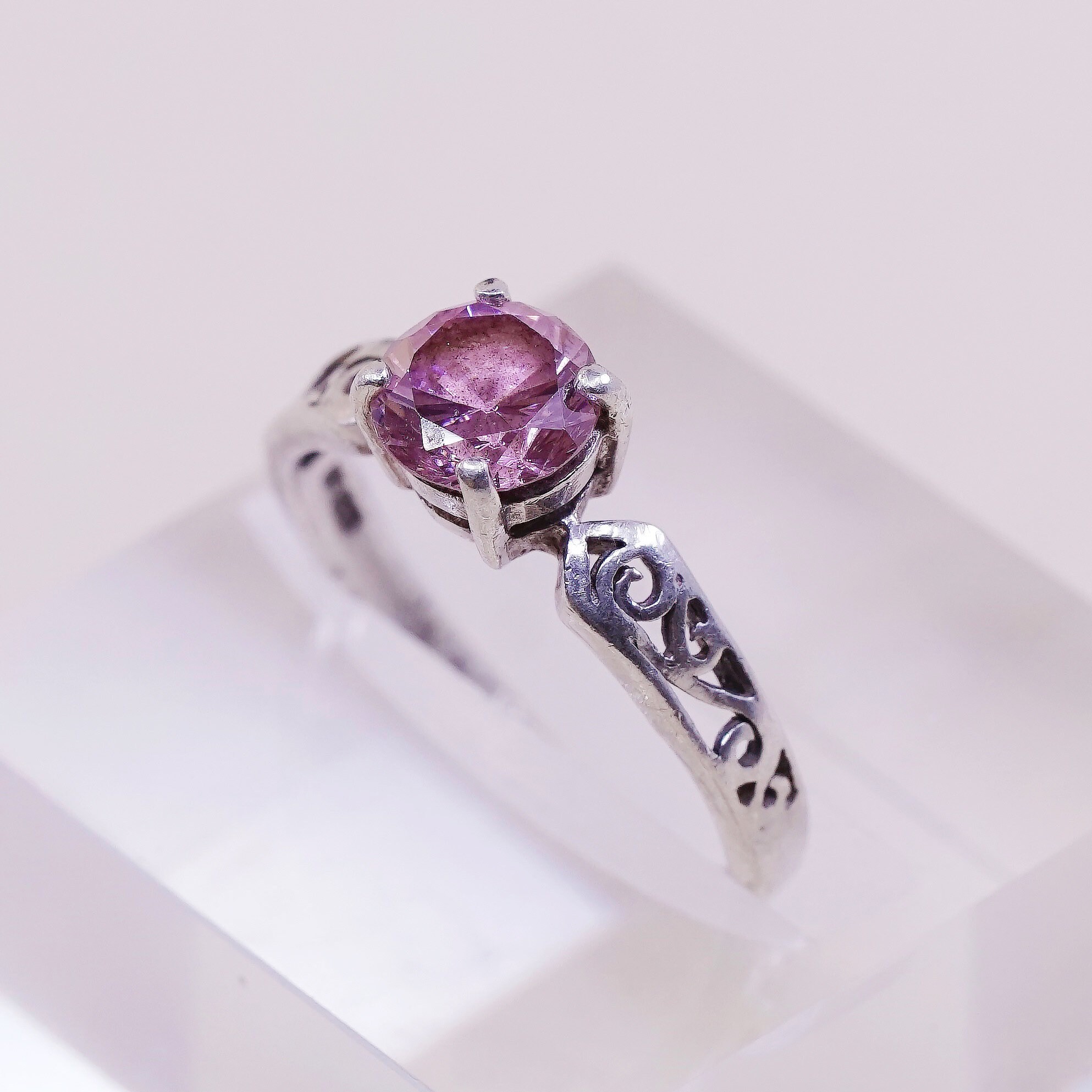 Size 9, Vintage Sterling Silver Crystal Heart Shaped Ring, Solid 