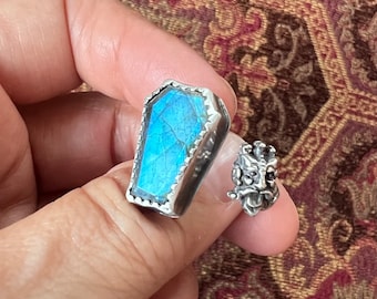 Labradorite, labradorite ring, Coffin, Green man, Sterling silver ring, statement ring
