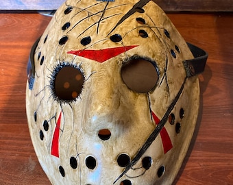 Jason Voorhees Friday The 13th Fibreglass hockey mask Battle Damaged VS Freddy