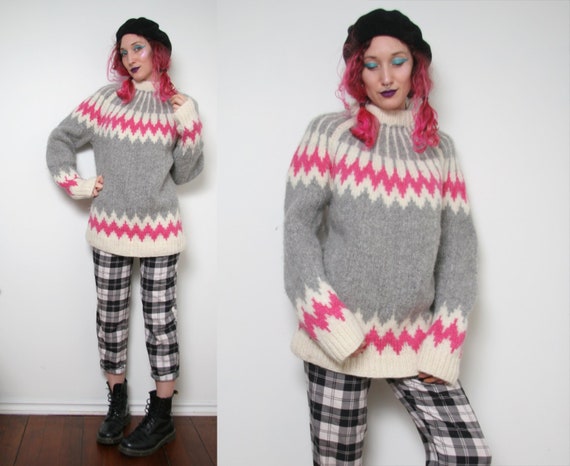 Vintage Hand Knit Wool Sweater - Large Cozy Warm S