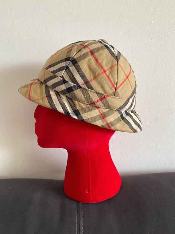 Burberry Red and Black Plaid Hat NWT Authentic Womens Burberry London Reversible Bucket Sun  main image 3
