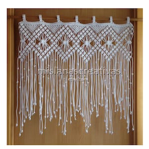 Rideau de fenêtre. Rideau en macramé. Art mural en macramé. Suspension murale en macramé.