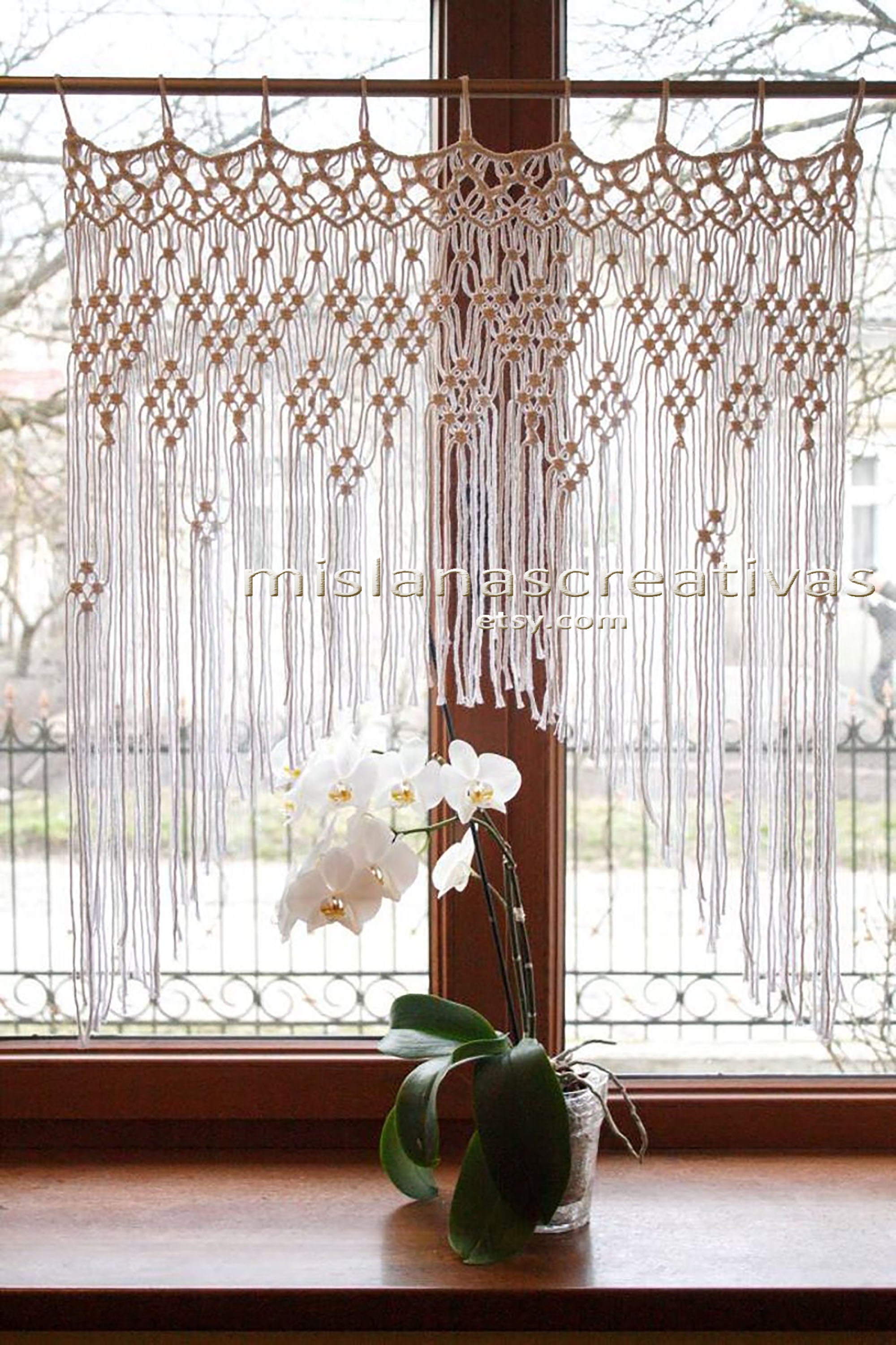 マクラメカーテン。窓用カーテン。マクラメの壁アート。マクラメの