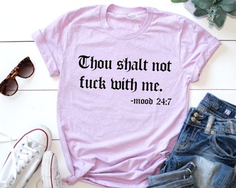 私に手を出すな、面白い女性用シャツ、フェミニスト服、私に手を出すな、Tシャツ、生意気なシャツ、皮肉なシャツ、聖書のパロディ