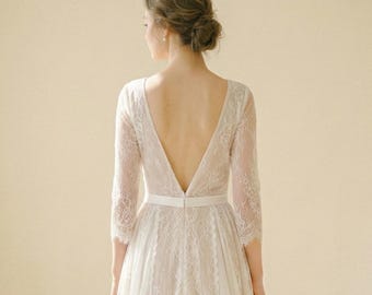 Backless Lace Wedding Dress: Long Sleeve Boho Bridal Gown