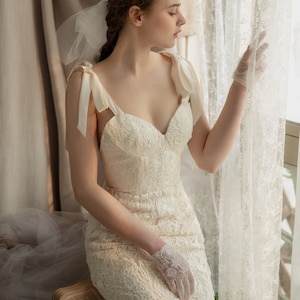 Short bridal dress/ low back dress/ bohemian short wedding dress/ Fitted bridal gown/ Custom wedding gown/ Ivory lace dress/ tailored dress