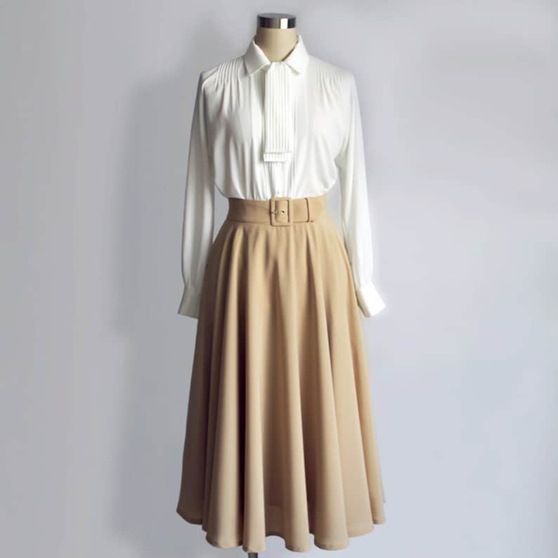 Vintage Skirts & Retro Skirt Trends Vintage/ Audrey Hepburn/ Roman Holiday/ Skirt/ Circular Skirt/ 1950s/ Custom made skirt $129.39 AT vintagedancer.com