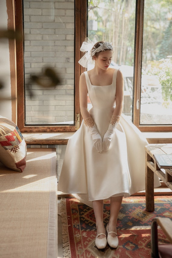 21 Chic Houndstooth Wedding Gems  White wedding dresses, Wedding, Wedding  dresses