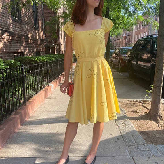 Emma Stone Inspired Yellow Swing Dress/ Movie Dress/ Mia Yellow Floral Dress/  60s Dress/ Swing Dress/ Vintage 60s Dress/ Custom Made Dress -  Israel