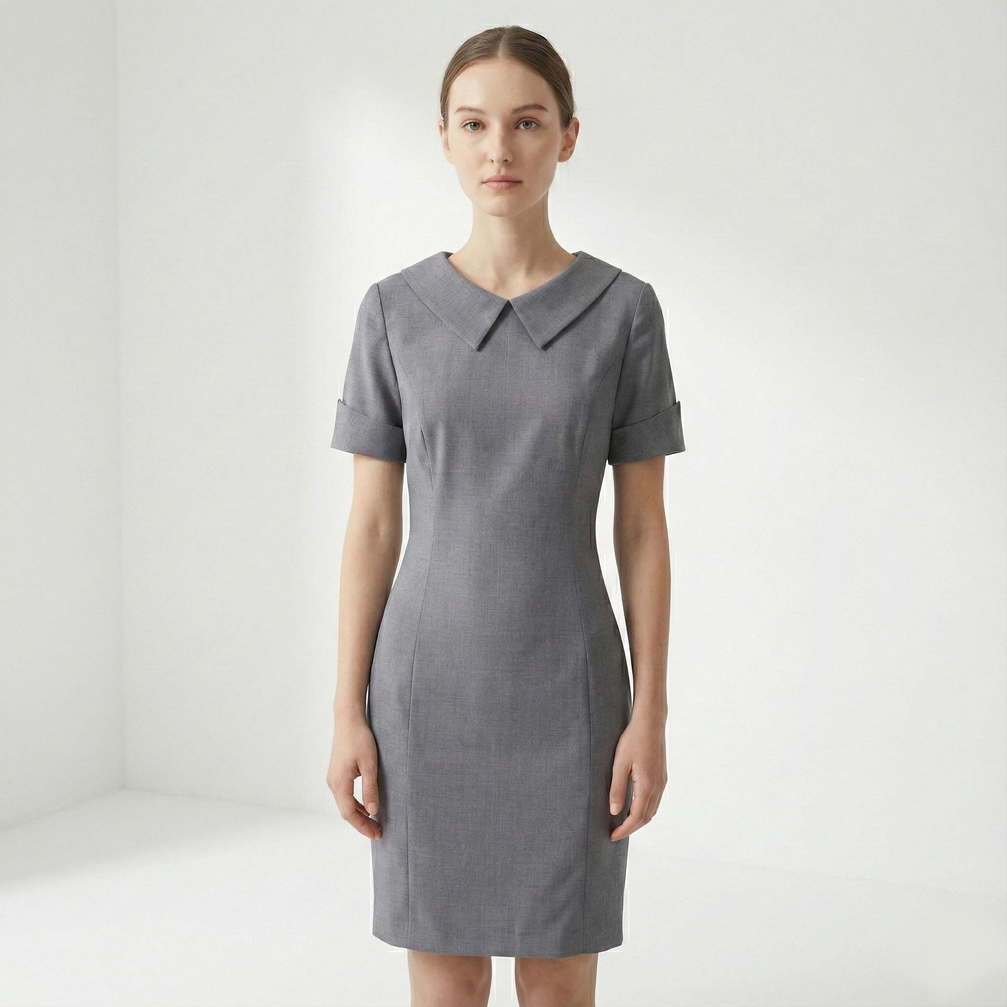 duchess of cambridge grey dress Kate Middleton Grey Plunging Long Evening Dress 2009 main image 0