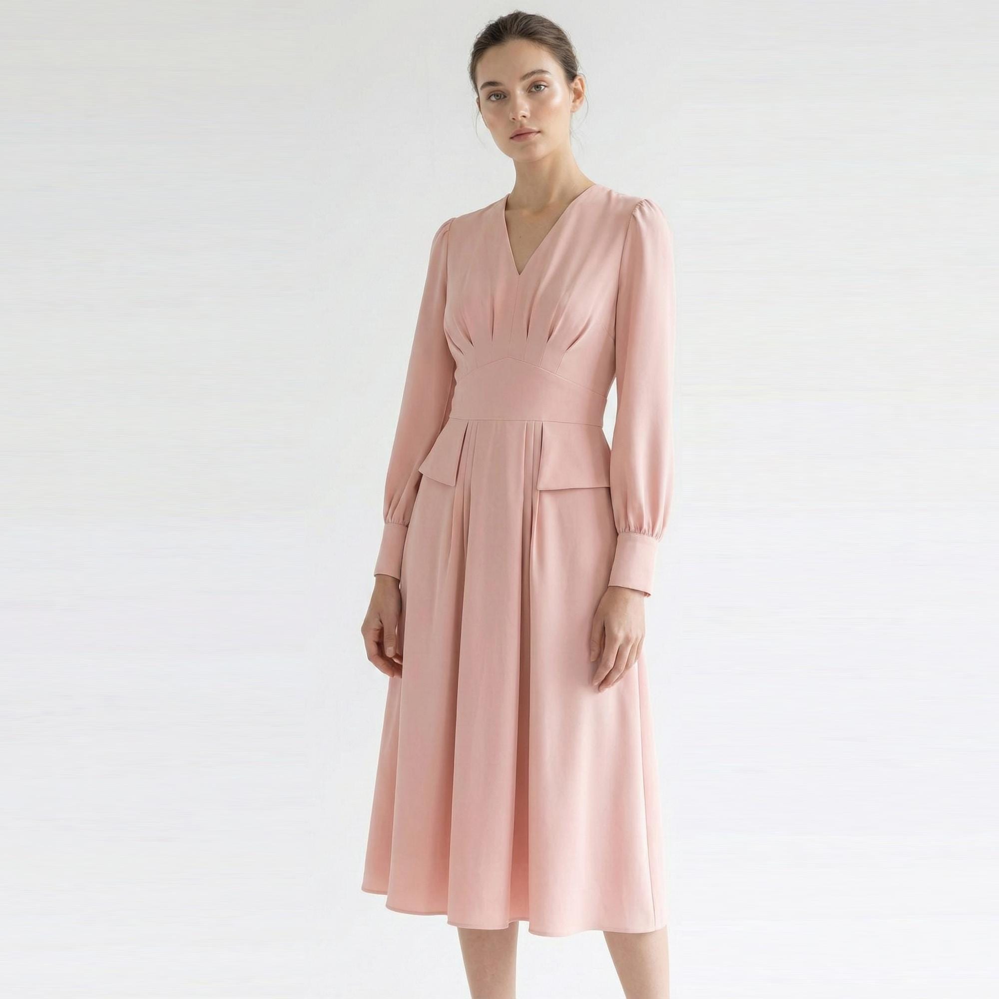 pippa middleton's bridesmaid dress Pippa Middleton's Emerald Green Bridesmaid Dress at the Royal Wedding