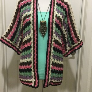 Colorful kimono pattern - one size fits 4 to 8 - adult women - non refund