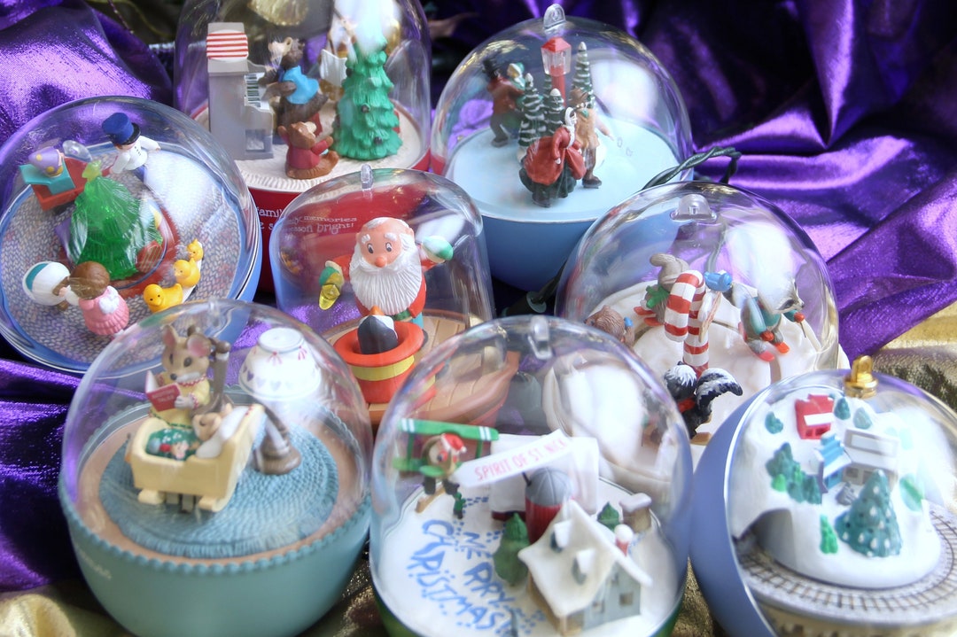 Hallmark Light and Motion Magic Tree Ball Ornaments Plug in Small Light