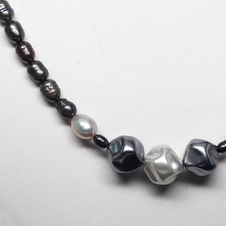 Charcoal Pearl Necklace Handmade Necklace Black Freshwater Etsy
