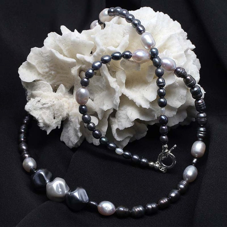 Charcoal Pearl Necklace Handmade Necklace Black Freshwater Etsy
