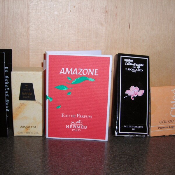 Women's vintage carded fragrance sample lot: Hermes Amazone, Leonard Tamango, Cabochard Gres, Jacomo Parfum Rare, Karl Lagerfeld Chloe