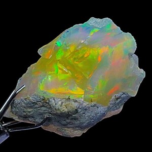 OPAL ROUGH STONE, Opal Raw Stone, Opal Jewelry Stone, Unpolished Rough Opal Gemstone, Opal Stone, 12.80 Cts - 21x17x11mm