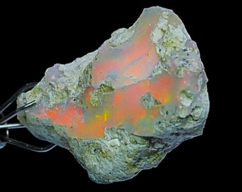 Ethiopian Opal Raw Gemstone: Multi Fire Jewelry Stone (11.40 Cts - 24x15x9mm)