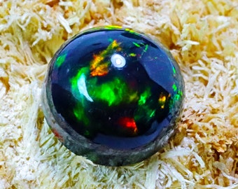 Ethiopian Black Opal Cabochon: 1.20 Cts Round Smoked Gemstone