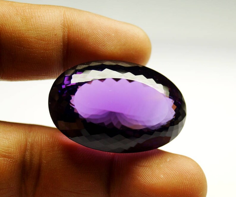 Huge Natural Purple Amethyst Gemstone Pendant Gemstone Amethyst Stone Top Quality Amethyst For Jewelry 125.50 Cts / 38.5x26x20mm image 8