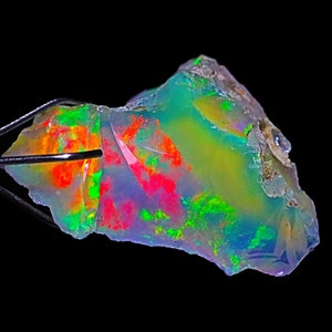Raw Unpolished Ethiopian Opal Rough, Fire Opal Rough, Ethiopian Opal, Opal Jewelry Stone, Opal Crystal Stone - 18.5x13.5x11
