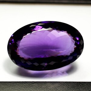 Huge Natural Purple Amethyst Gemstone Pendant Gemstone Amethyst Stone Top Quality Amethyst For Jewelry 125.50 Cts / 38.5x26x20mm image 3