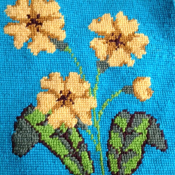 Vintage Yellow & Teal Crewel Embroidered Floral Pattern