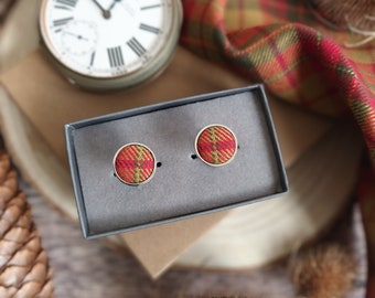 Strathearn Tartan Cuff links. Scottish Tartan Cufflinks. Men's Wool cufflinks. Premium Men's gifts. Shirt accessories. Cufflinks. Menswear.