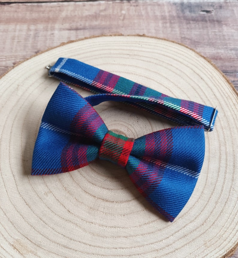 Edinburgh Tartan Bowtie. Scottish Tartan bow ties. Men's Wool Bowties. Men's bow ties. Neckwear/Cufflinks/Pocket Squares. Premium Menswear. image 4