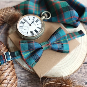 Cameron Tartan Fliege. Schottenkaro Fliegen. Herren Fliegen aus Wolle. Herren Fliegen. Krawatten/Manschettenknöpfe/Einstecktücher. Individuelle Fliegen