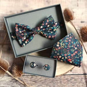 Bowties. Liberty bowtie. Men's Wedding Bowties. Floral Bowties. Men's bowties. Neckwear. Cufflinks. Pocket Squares. Menswear. Navy bowties. image 10