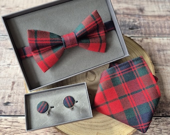 Fraser Clan Tartan Wool Bow Tie and Cufflinks Set: Scottish Neckwear