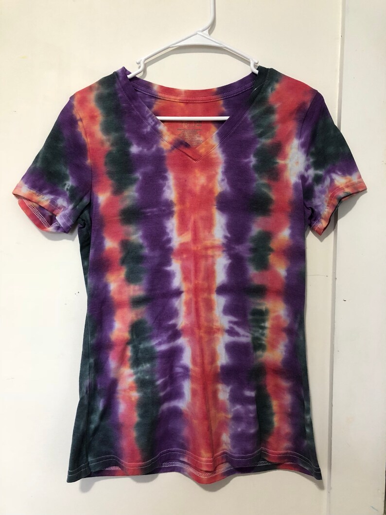 red tie dye shirt womens