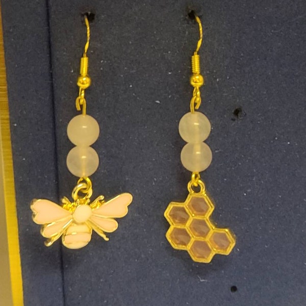 Pink Rosh Hashanah Bee and Honey Earrings (mgsta015)
