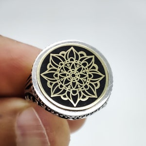 Sterling silver signet ring with mandala ornament, Unisex ring.