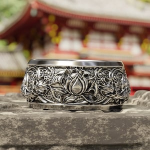 Japanese Lotus Flower ring made of Sterling Silver