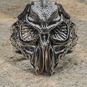 Memento mori signet ring made of brushed sterling silver plating with Rose Gold ,selfie skull ring, memento mori-memento vivire.