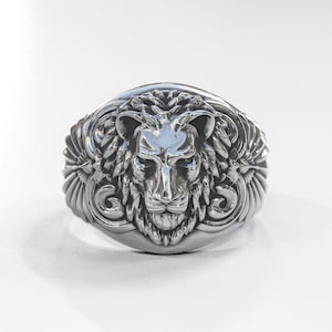 Men&#39;s Sterling Silver Lion Ring, 925 Sterling Silver Jewelry, Signet Ring, Gift for the Husband
