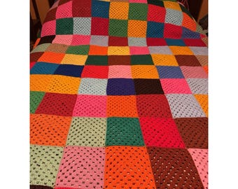 Vintage Large GRANNY SQUARE Crochet Patchwork Afghan, Retro 74x112  Roseanne